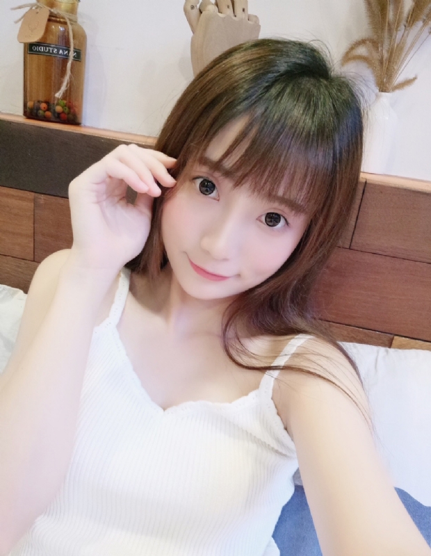 周悦的第四张照片--武汉相亲服务中心