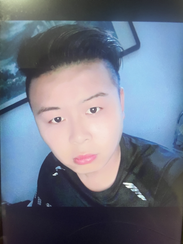踏实森的第一张照片--武汉相亲服务中心