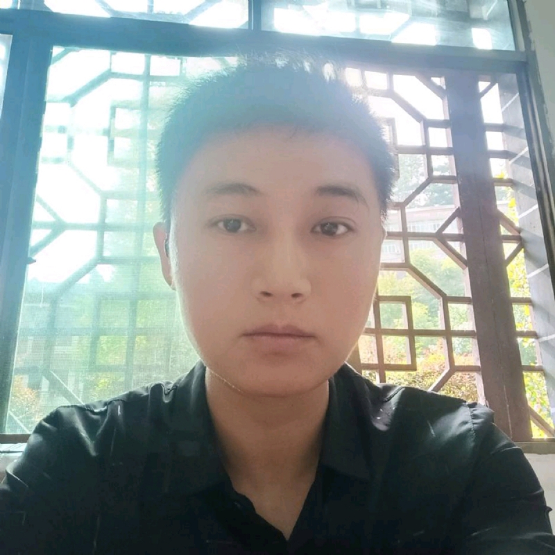 枫叶的第一张照片--武汉相亲服务中心