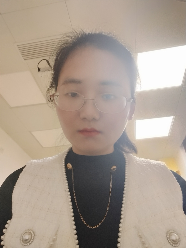 闲敲棋子的第一张照片--武汉相亲服务中心