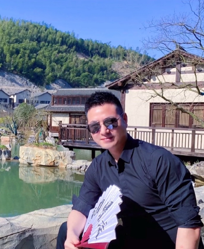 勿忘初心的第二张照片--武汉相亲服务中心
