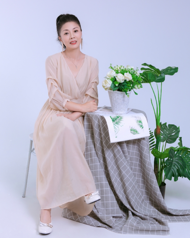 Anna的第一张照片--武汉相亲服务中心