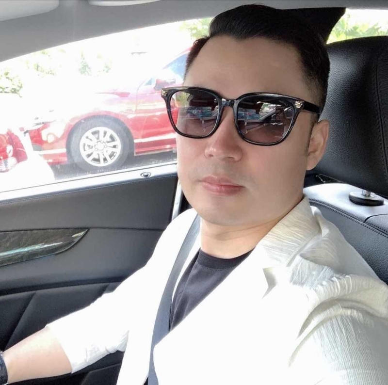 佳缘的第一张照片--武汉相亲服务中心