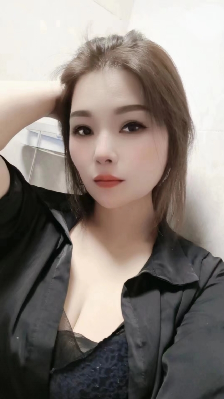 爱笑的女孩的第一张照片--武汉相亲服务中心