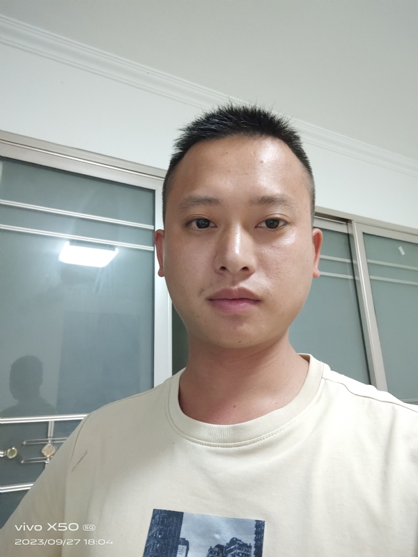 小yan同学的第一张照片--武汉相亲服务中心