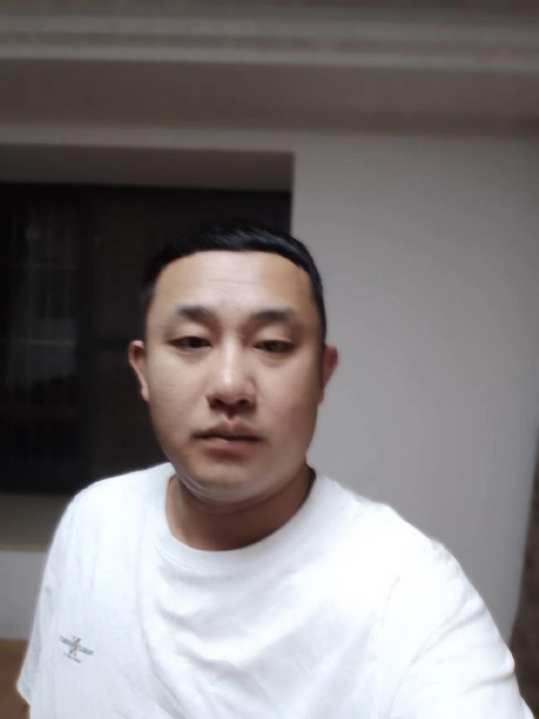 魔尊的第一张照片--武汉相亲服务中心