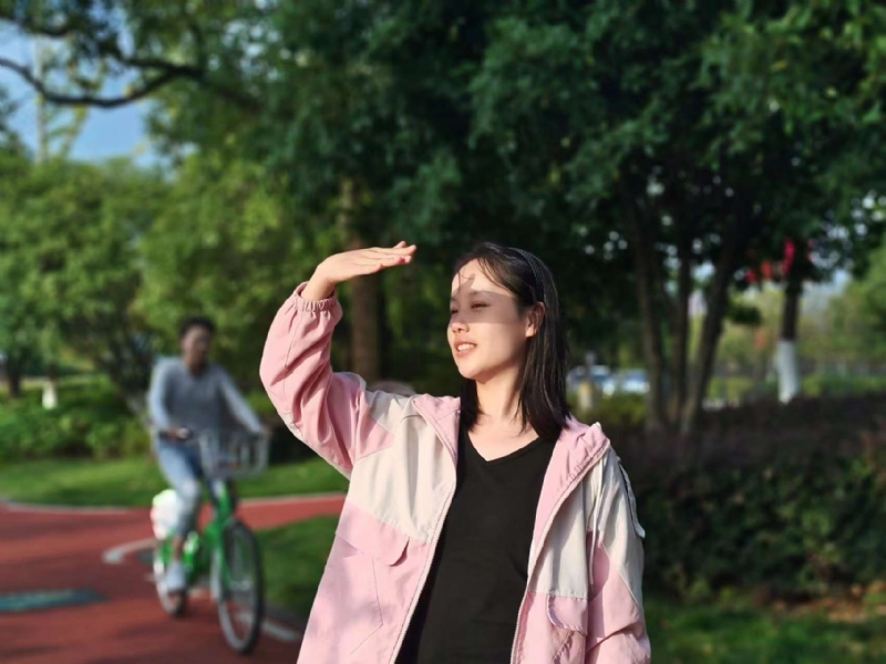 达拉崩吧的第一张照片--武汉相亲服务中心