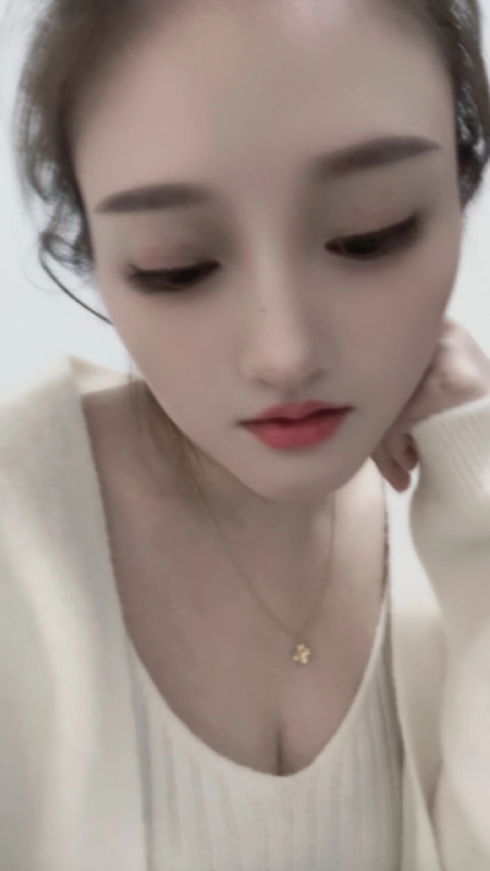 不倾城的第一张照片--武汉相亲服务中心