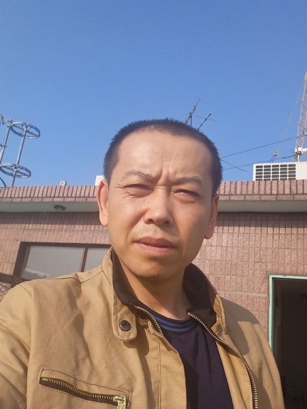 红尘逐浪的第一张照片--武汉相亲服务中心