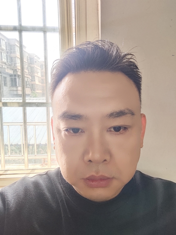 爱人先爱己的第一张照片--武汉相亲服务中心