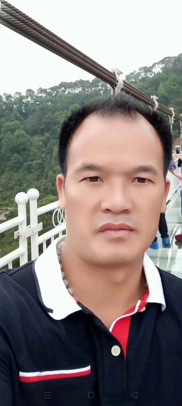 劲郎的第一张照片--武汉相亲服务中心