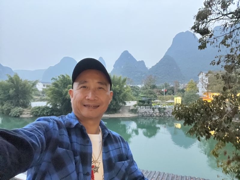 民叔叔的第一张照片--武汉相亲服务中心