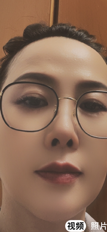 水女人的第一张照片--武汉相亲服务中心
