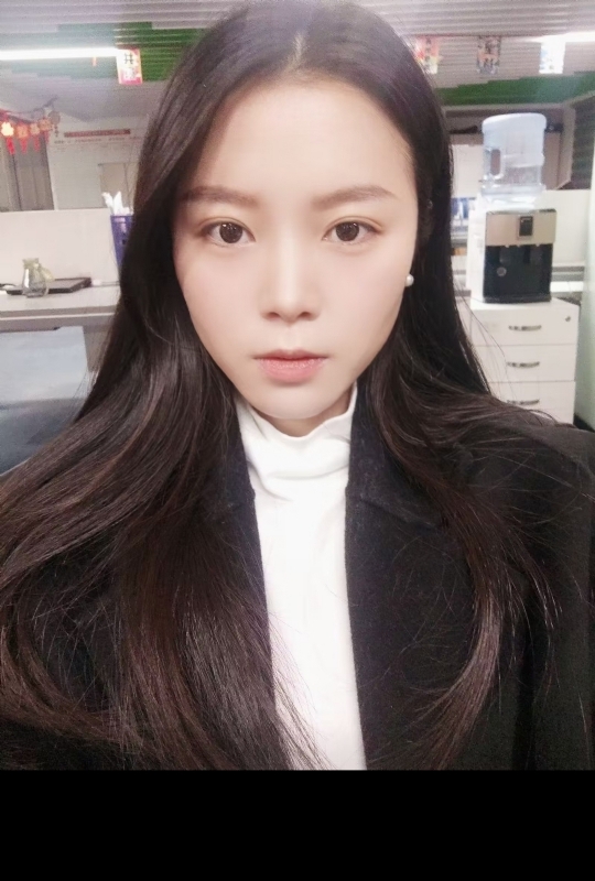 小月半的第一张照片--武汉相亲服务中心