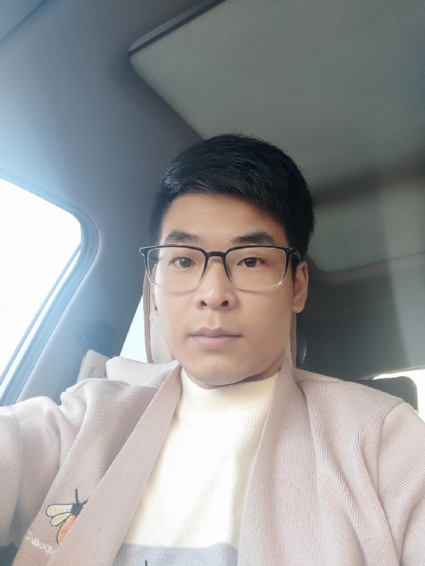 小奕的第一张照片--武汉相亲服务中心