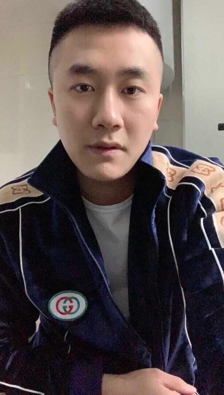 凌毅的第一张照片--武汉相亲服务中心