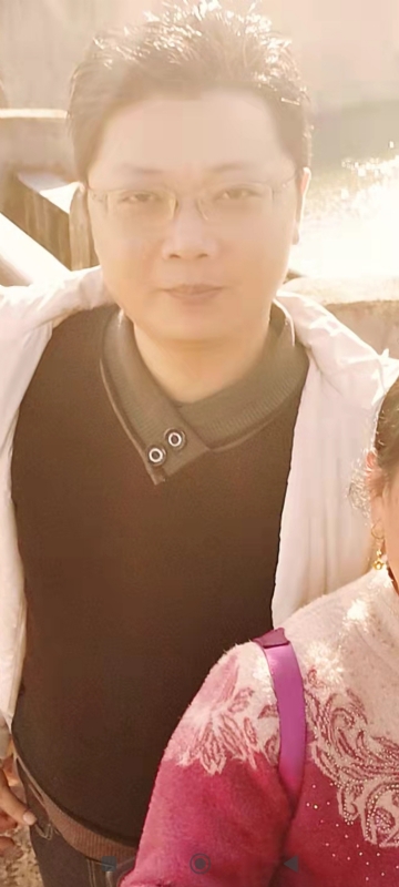 邓生的第二张照片--武汉相亲服务中心