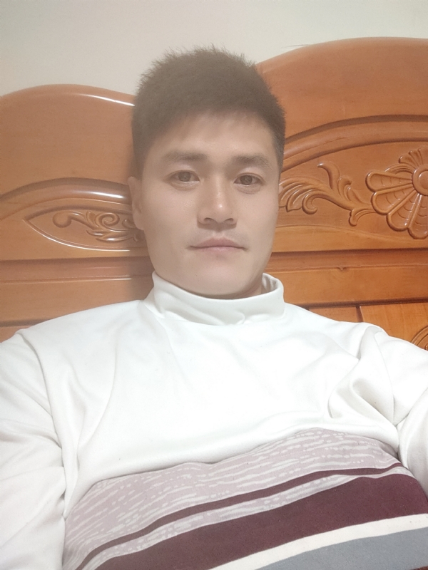 网球罗的第四张照片--武汉相亲服务中心