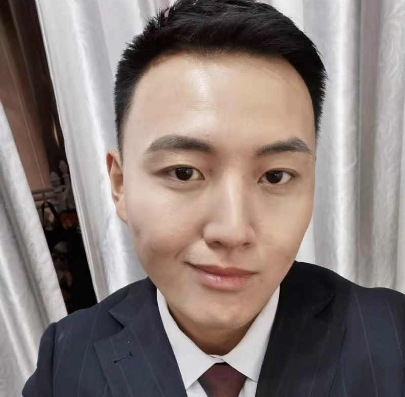 英俊潇洒的第二张照片--武汉相亲服务中心