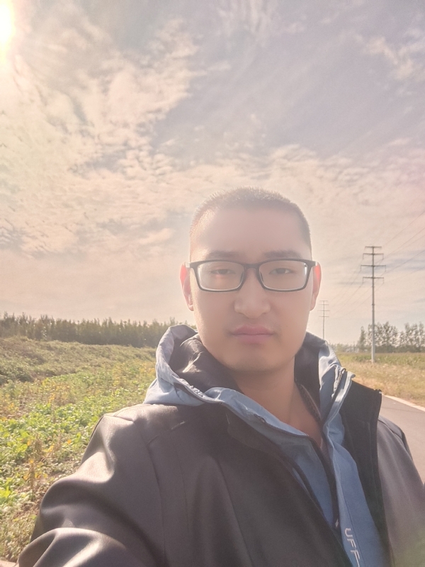 温暖胸膛的第一张照片--武汉相亲服务中心
