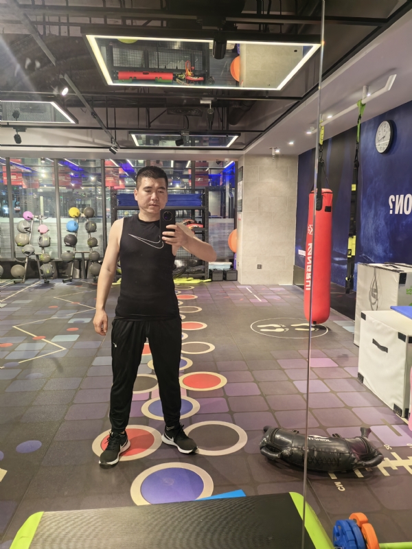 哈哈哈哈哈的第一张照片--武汉相亲服务中心