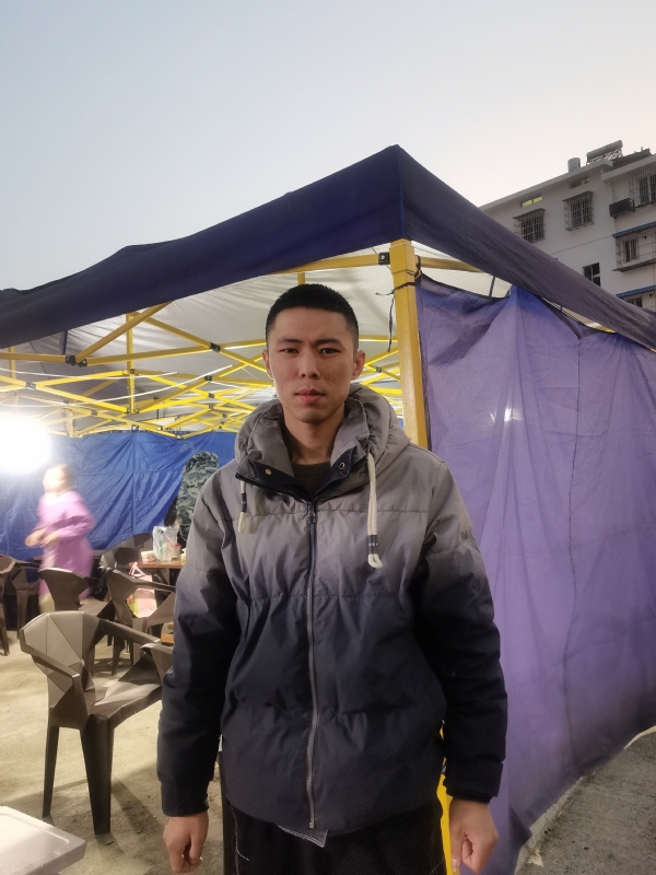 谁谁谁的第一张照片--武汉相亲服务中心