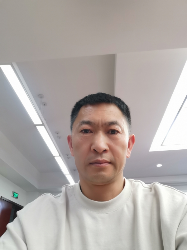 知足常乐的第一张照片--武汉相亲服务中心