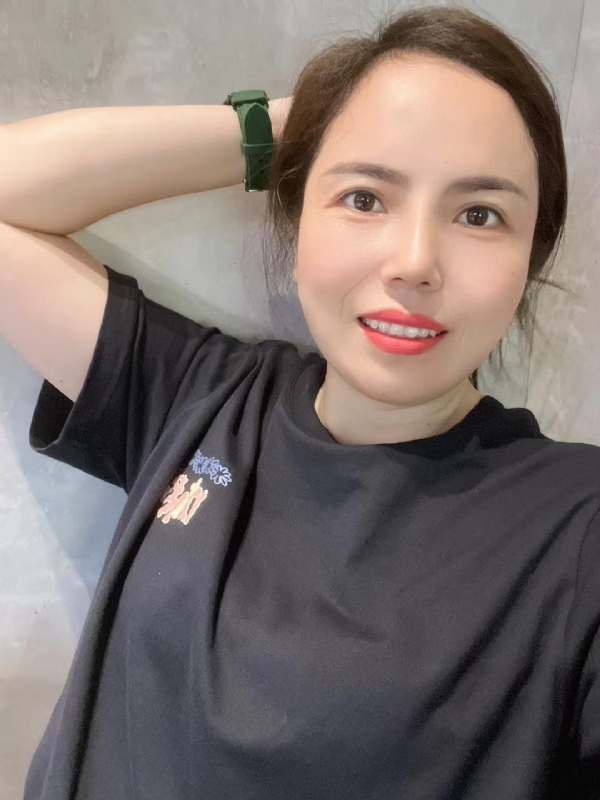 哈宝的第一张照片--武汉相亲服务中心