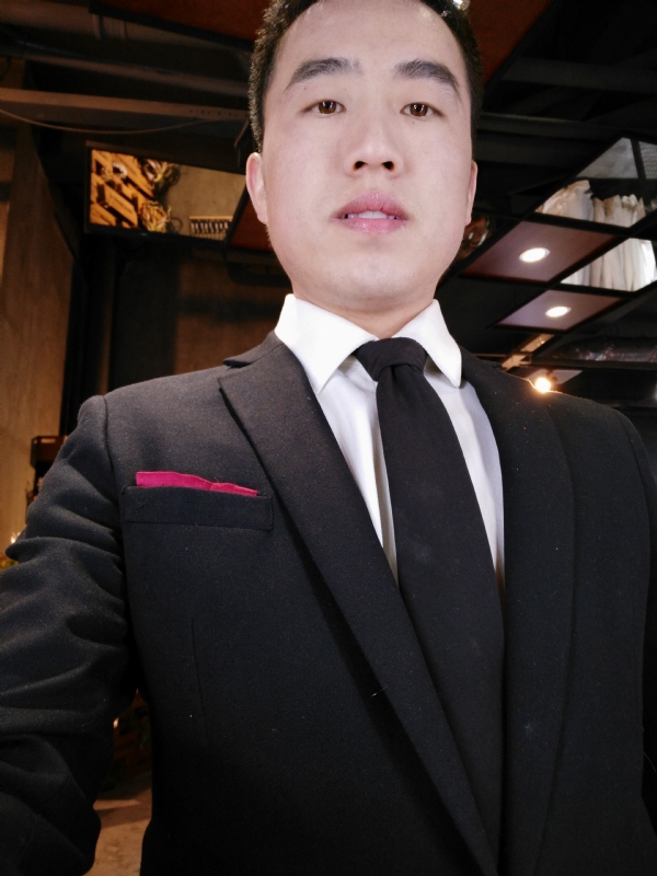 很差劲的第一张照片--武汉相亲服务中心
