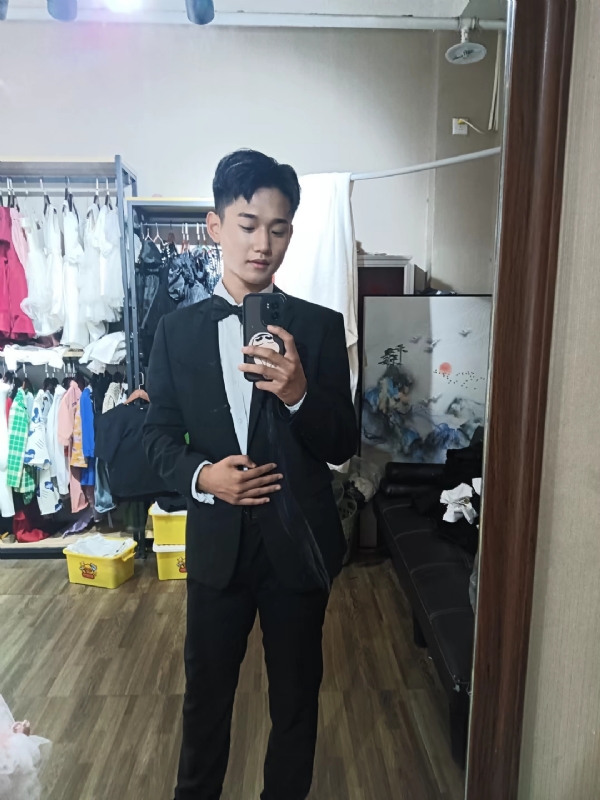 李梓宇的第一张照片--武汉相亲服务中心