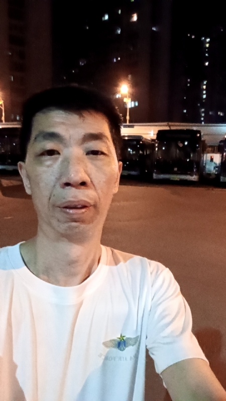 小丑的第一张照片--武汉相亲服务中心