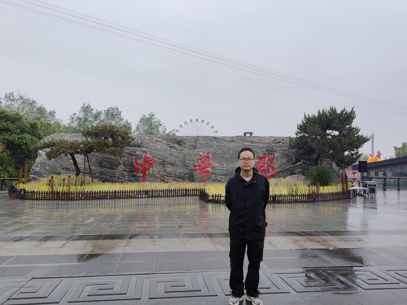 苏宾的第一张照片--武汉相亲服务中心