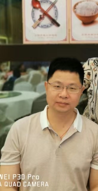 车che的第一张照片--武汉相亲服务中心