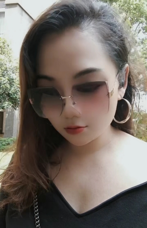 往事如烟的第一张照片--武汉相亲服务中心