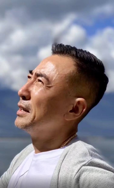 张凯的第一张照片--武汉相亲服务中心