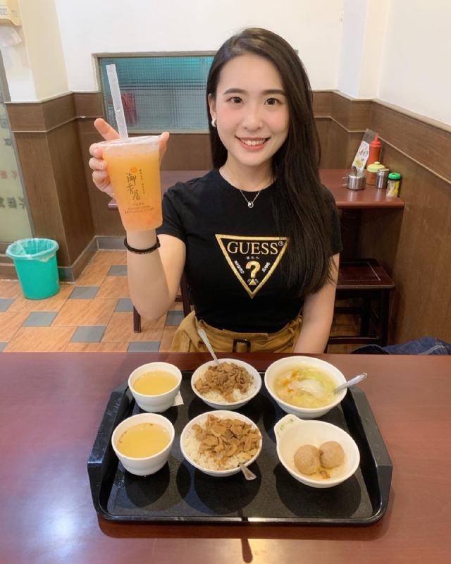 涵涵的第一张照片--武汉相亲服务中心
