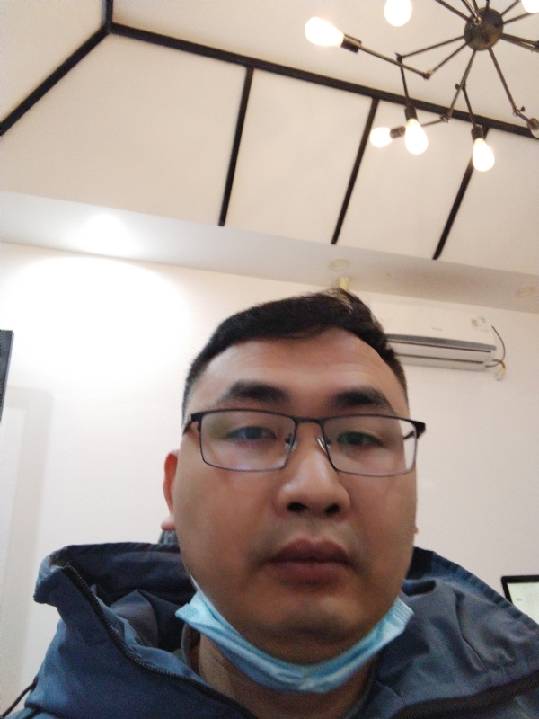 右手年华的第一张照片--武汉相亲服务中心