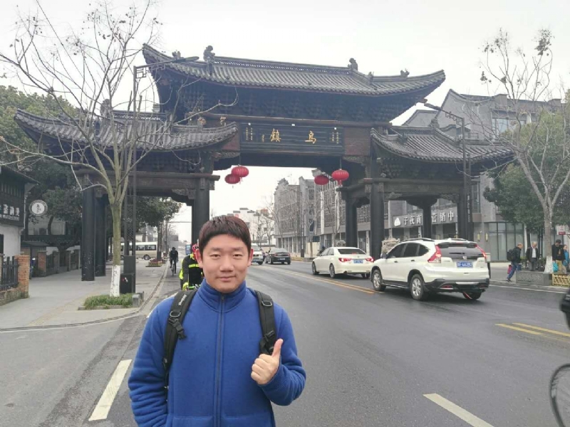 秋风秋雨的第一张照片--武汉相亲服务中心