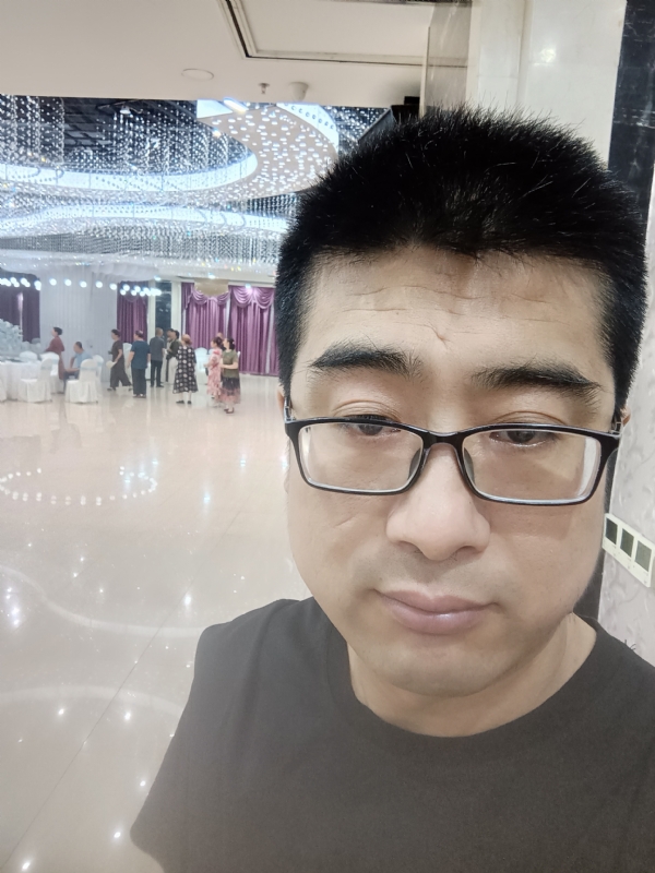 晴天的第三张照片--武汉相亲服务中心
