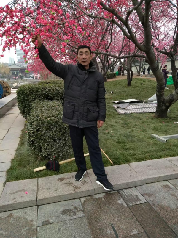 风雨的第一张照片--武汉相亲服务中心