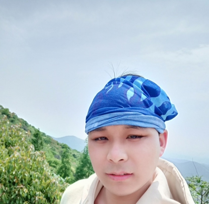 两人一世界的第一张照片--武汉相亲服务中心