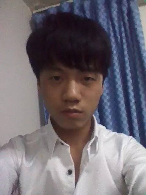 凌轩的第一张照片--武汉相亲服务中心