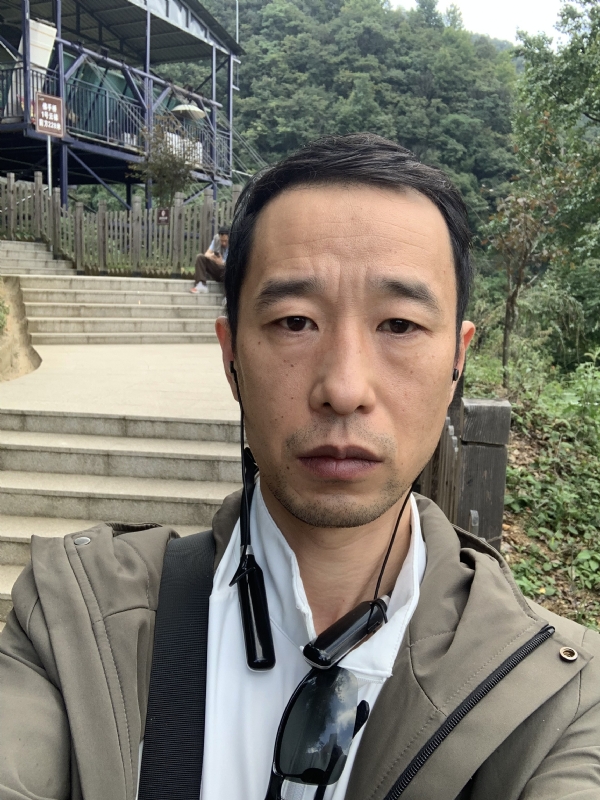 小林的第二张照片--武汉相亲服务中心