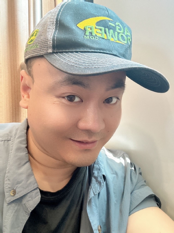 冰的第二张照片--武汉相亲服务中心