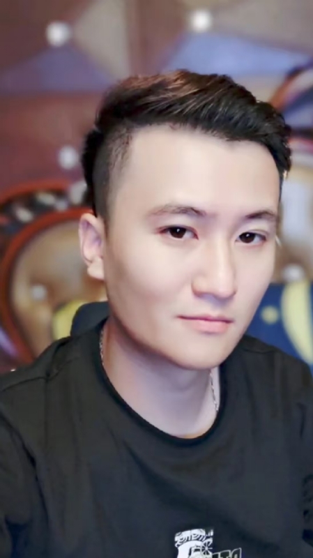 ToTheMoon的第一张照片--武汉相亲服务中心