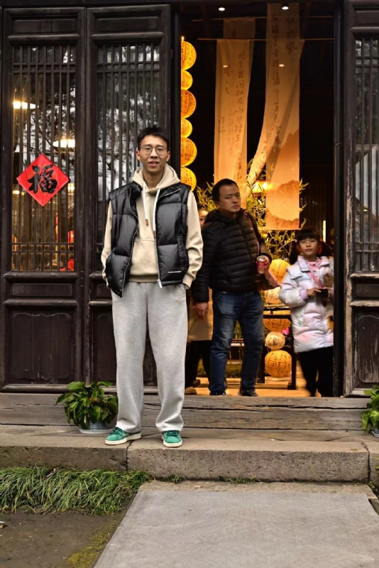 浦江小后生的第一张照片--武汉相亲服务中心