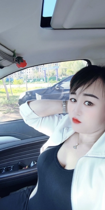 王芳燕的第四张照片--武汉相亲服务中心