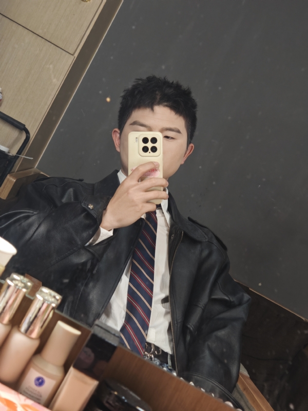 郝天翔的第一张照片--武汉相亲服务中心