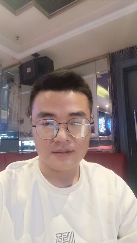 骑着蜗牛撵大象的第一张照片--武汉相亲服务中心