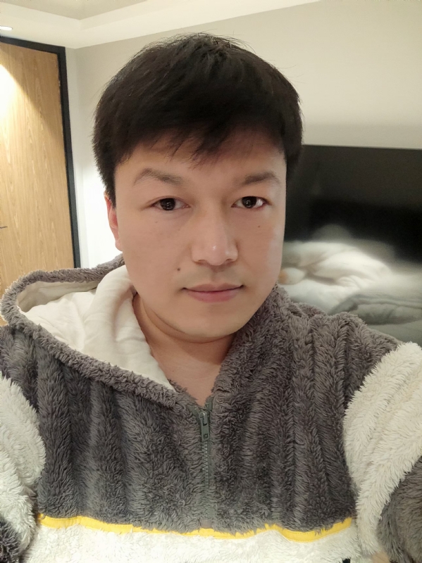阳光依旧的第一张照片--武汉相亲服务中心